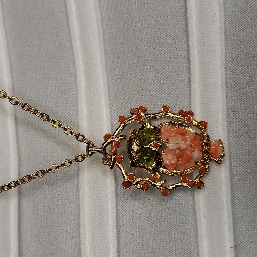 Vintage owl pendent w/necklace